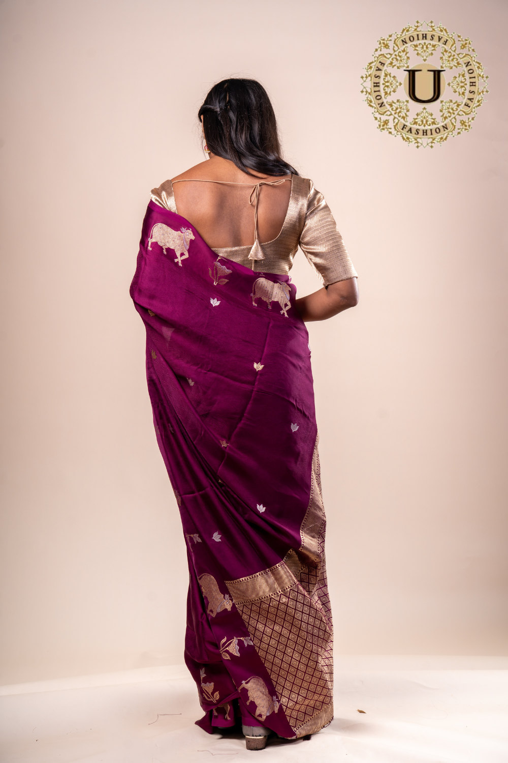 WINE SEMI CRAPE COW ZARI BORDER